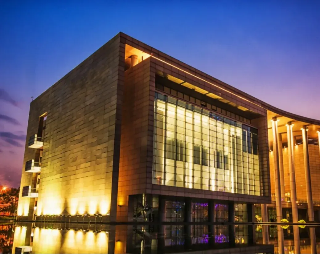 Redefining Your Shopping Experience